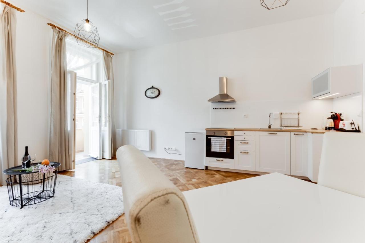 Spacious Cozy 2bds In Center - Stp4 Appartamento *